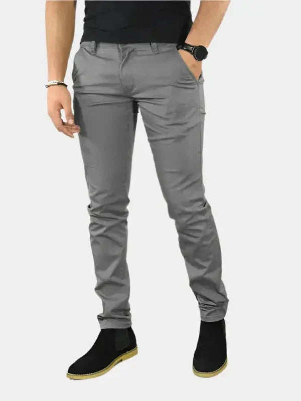 Daniel™ | Calças Slim Fit Essenciais